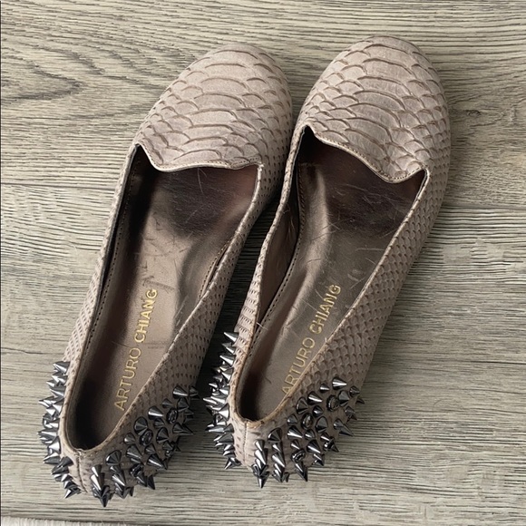 Flats - Picture 7 of 7